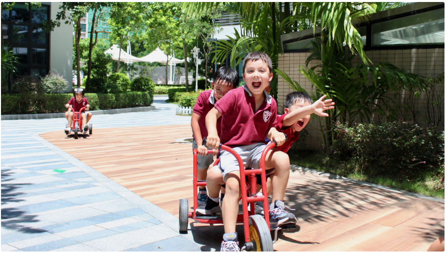 The benefits of play based learning in the early years